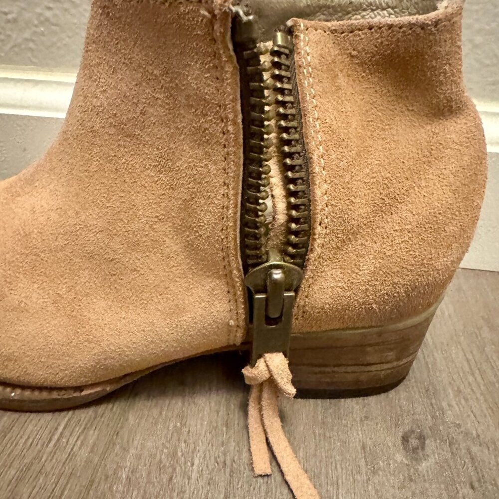 NWOB! FREEBIRD by Steven ONYX Suede Ankle Booties - Blush/Tan - Size 7 - Picture 5 of 11
